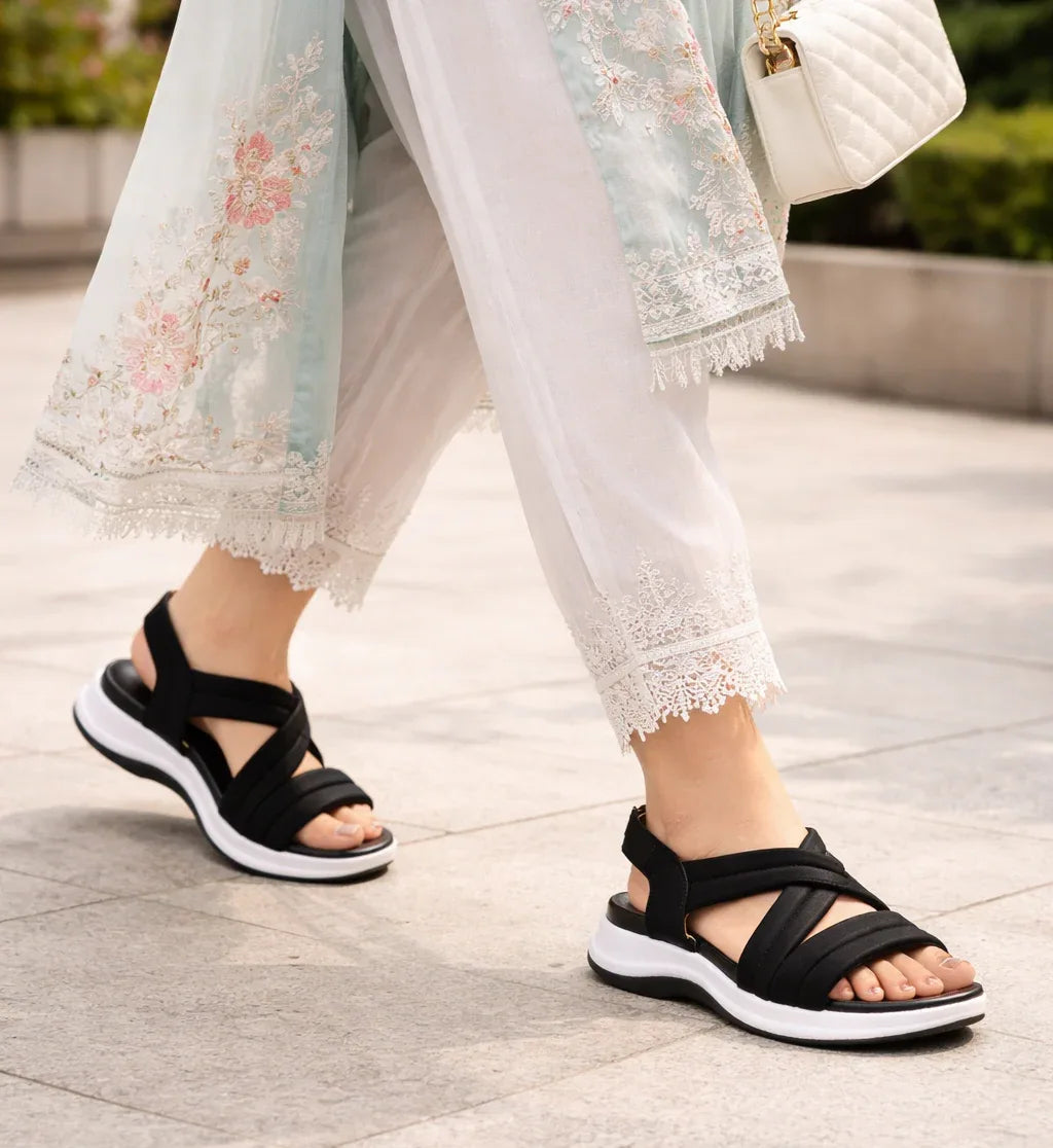 Luxe Soft black Wedge- S00068